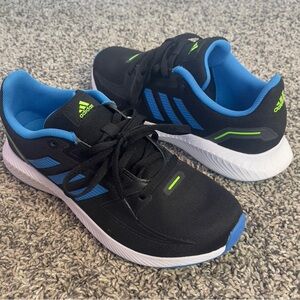 adidas Black and Blue Sneakers mens 5.5 or womens 7
